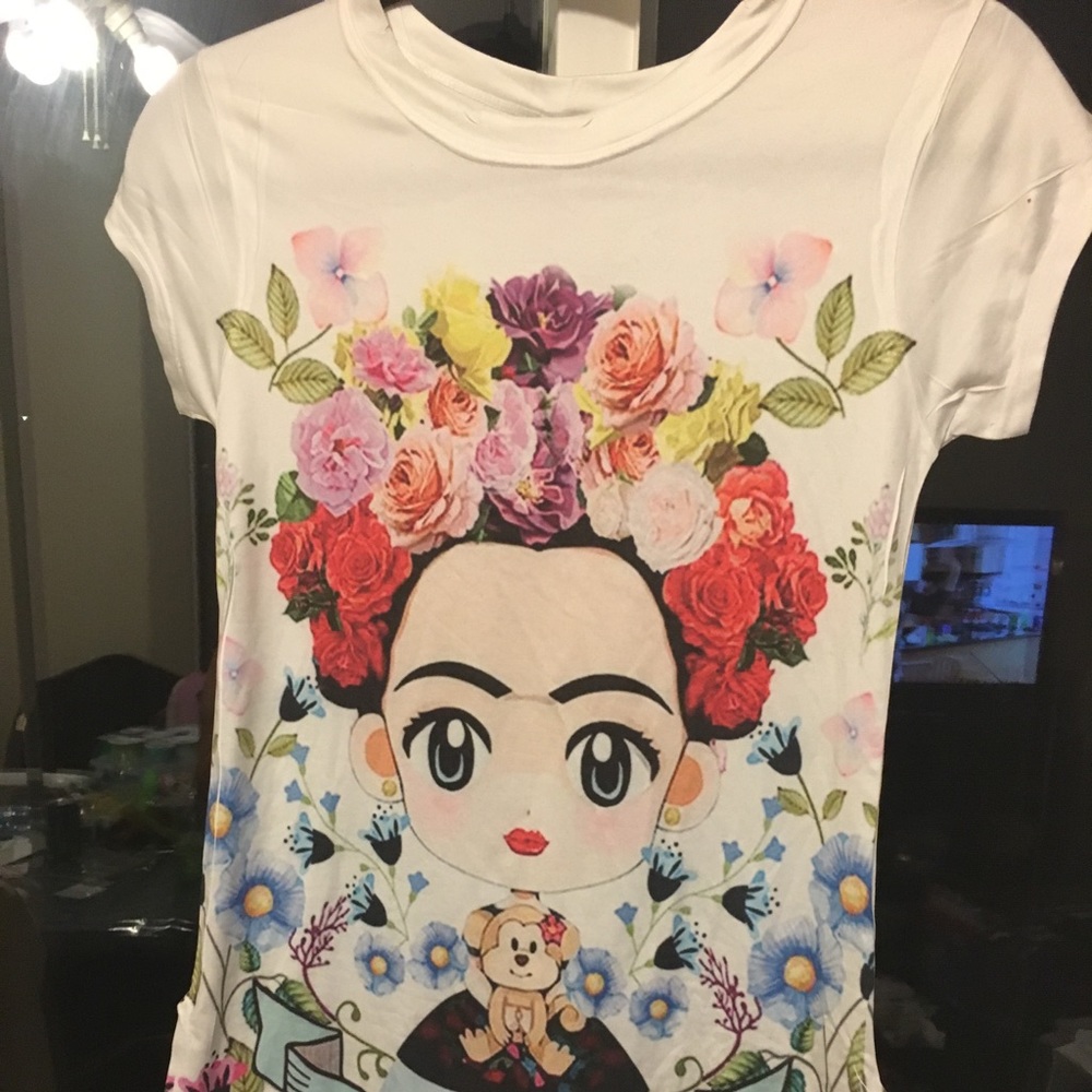 Frida Top from Mexico. NWOT 🌸🌸 size small